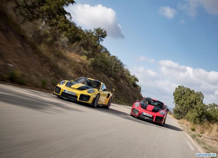 2018 Porsche 911 GT2 RS - фотография 198 из 255