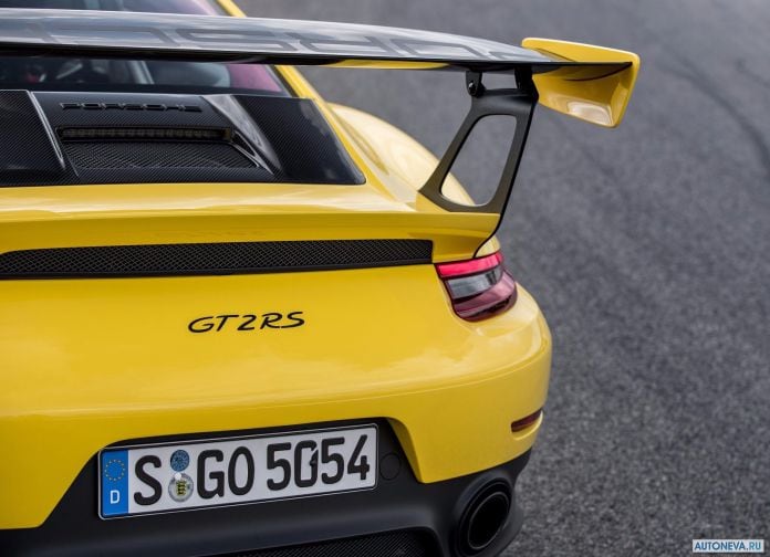 2018 Porsche 911 GT2 RS - фотография 234 из 255