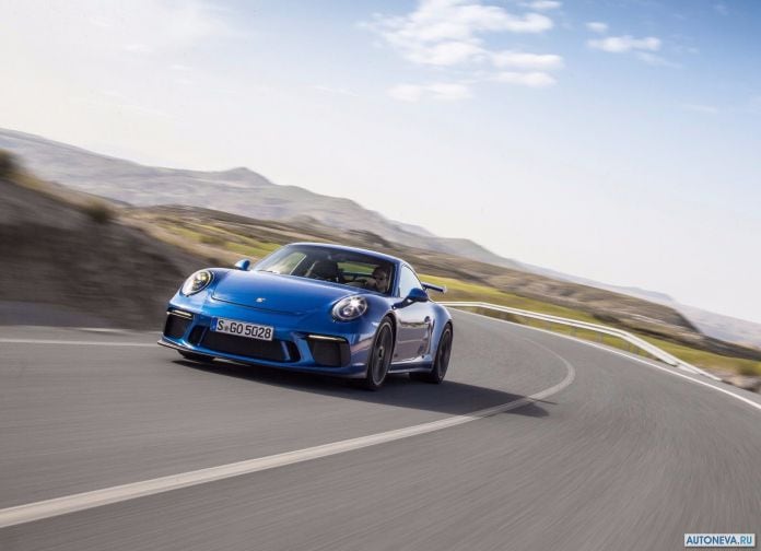 2018 Porsche 911 GT3 - фотография 42 из 224