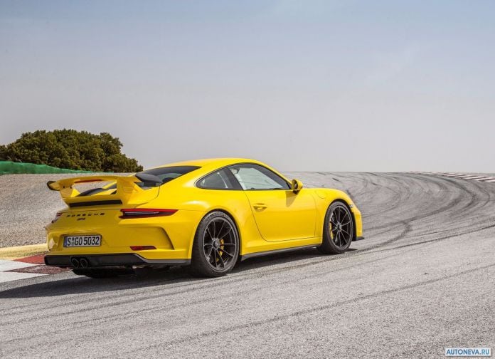 2018 Porsche 911 GT3 - фотография 62 из 224