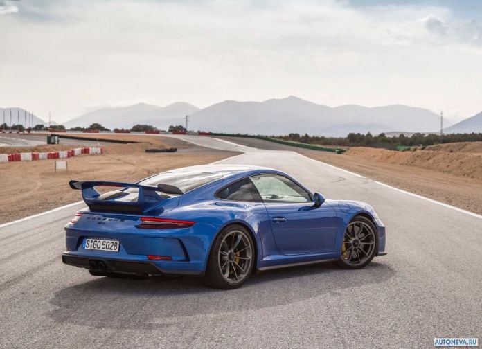 2018 Porsche 911 GT3 - фотография 63 из 224