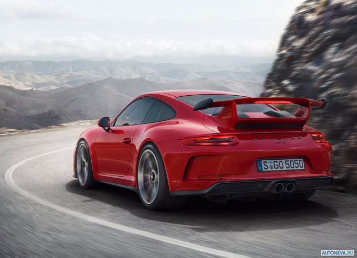 2018 Porsche 911 GT3 - фотография 71 из 224