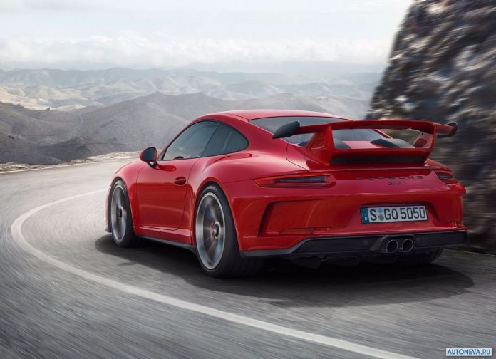2018 Porsche 911 GT3 - фотография 72 из 224