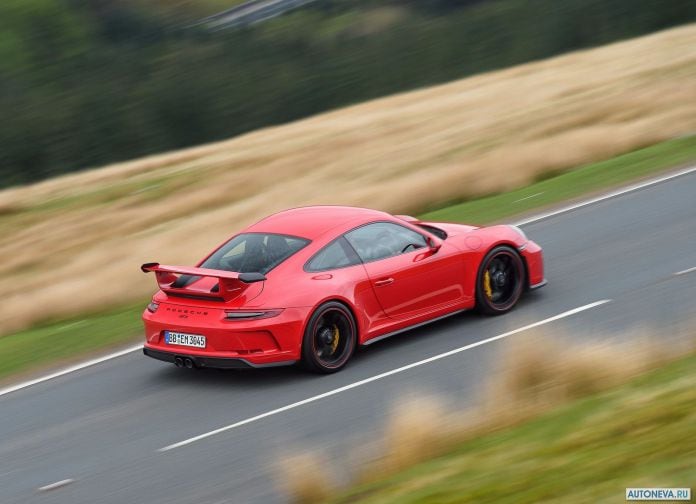 2018 Porsche 911 GT3 - фотография 76 из 224