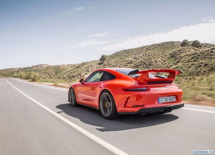 2018 Porsche 911 GT3 - фотография 92 из 224