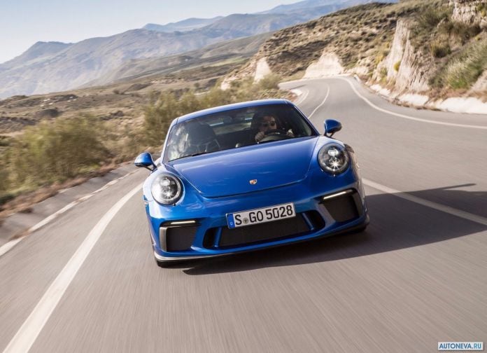 2018 Porsche 911 GT3 - фотография 102 из 224