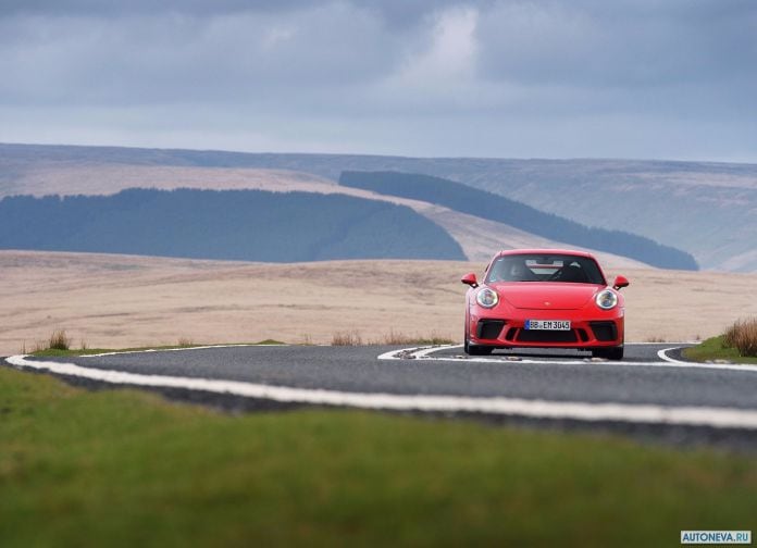 2018 Porsche 911 GT3 - фотография 105 из 224