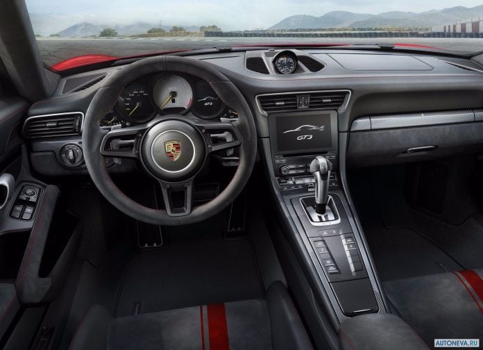 2018 Porsche 911 GT3 - фотография 118 из 224