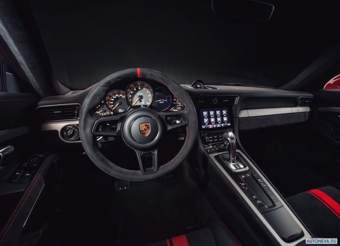 2018 Porsche 911 GT3 - фотография 119 из 224