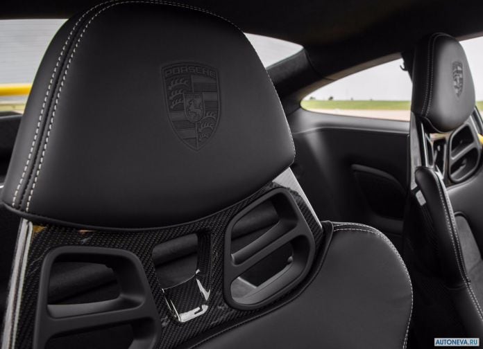 2018 Porsche 911 GT3 - фотография 145 из 224