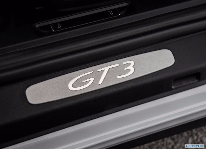2018 Porsche 911 GT3 - фотография 164 из 224