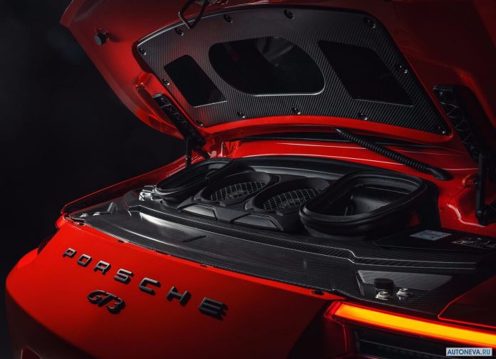 2018 Porsche 911 GT3 - фотография 220 из 224