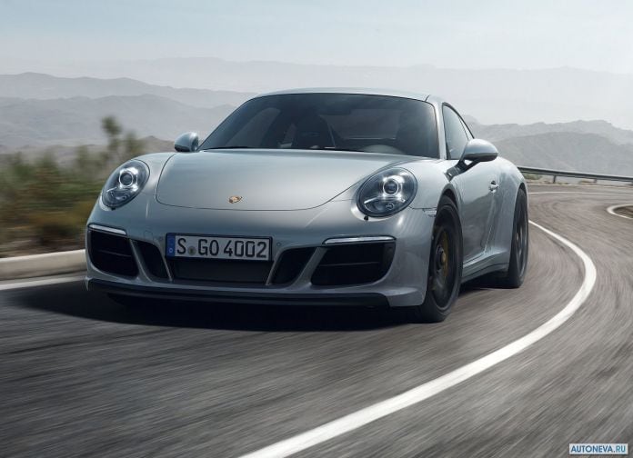 2018 Porsche 911 GTS - фотография 2 из 25