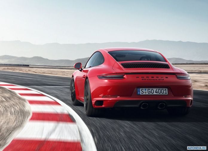 2018 Porsche 911 GTS - фотография 12 из 25