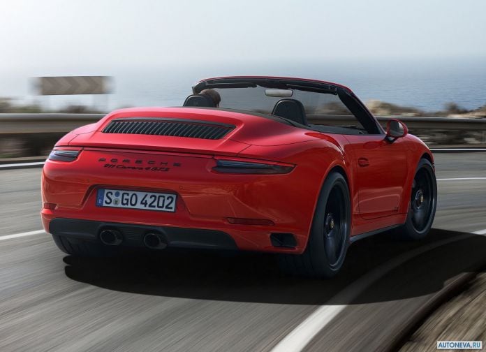 2018 Porsche 911 GTS - фотография 15 из 25