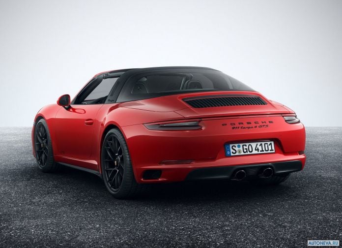 2018 Porsche 911 GTS - фотография 20 из 25