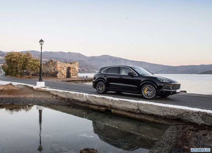 2018 Porsche Cayenne - фотография 28 из 242