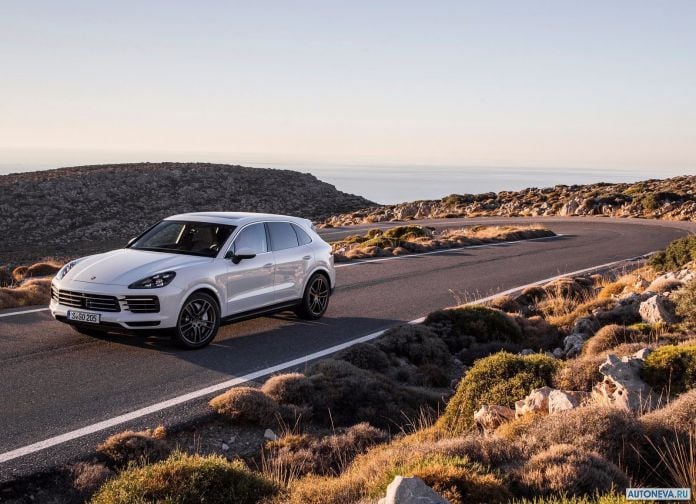 2018 Porsche Cayenne - фотография 29 из 242