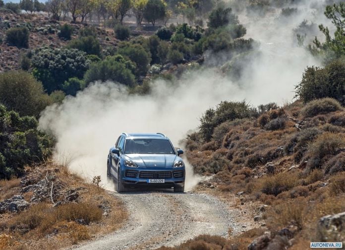 2018 Porsche Cayenne - фотография 86 из 242