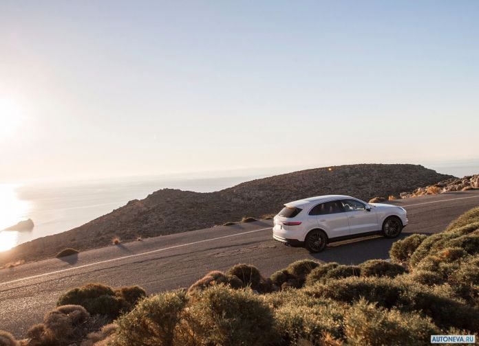 2018 Porsche Cayenne - фотография 135 из 242