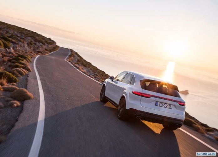 2018 Porsche Cayenne - фотография 141 из 242