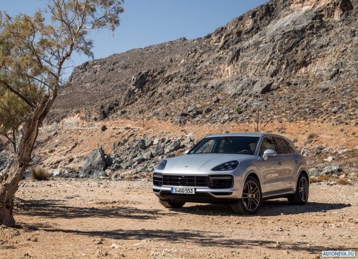 2018 Porsche Cayenne Turbo - фотография 12 из 204