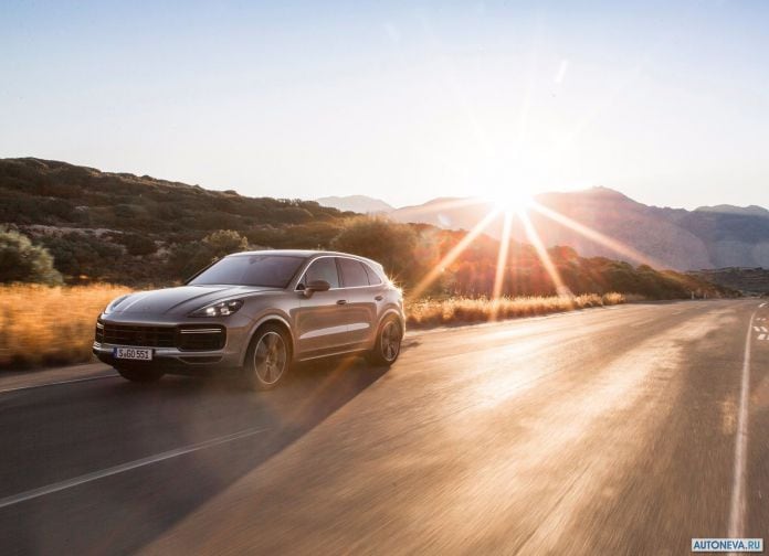 2018 Porsche Cayenne Turbo - фотография 24 из 204