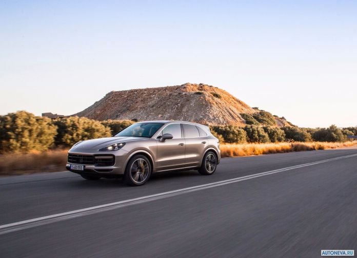 2018 Porsche Cayenne Turbo - фотография 32 из 204