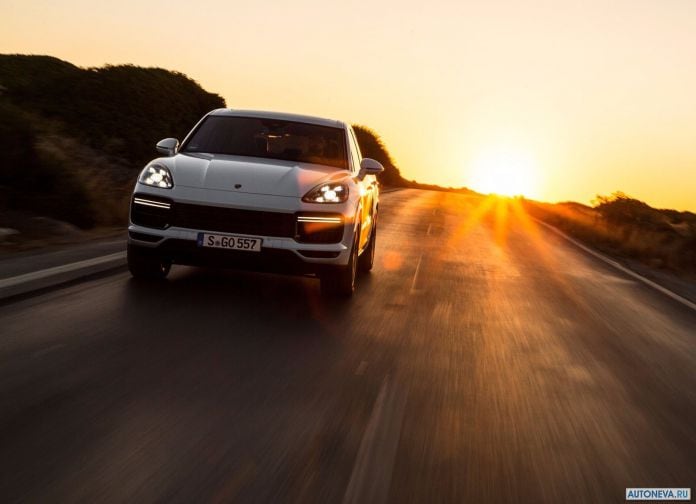 2018 Porsche Cayenne Turbo - фотография 54 из 204
