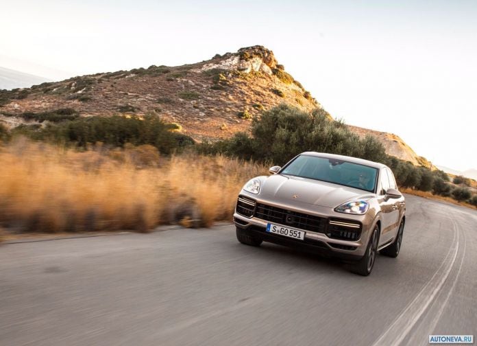 2018 Porsche Cayenne Turbo - фотография 57 из 204