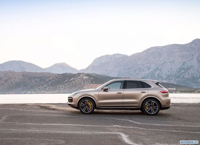 2018 Porsche Cayenne Turbo - фотография 67 из 204
