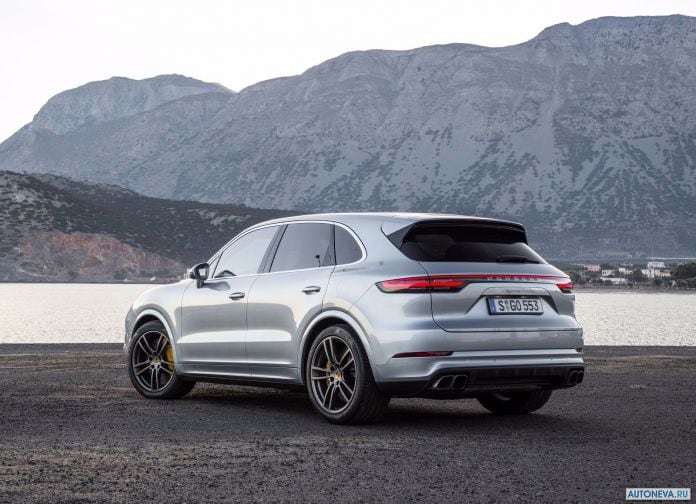 2018 Porsche Cayenne Turbo - фотография 71 из 204