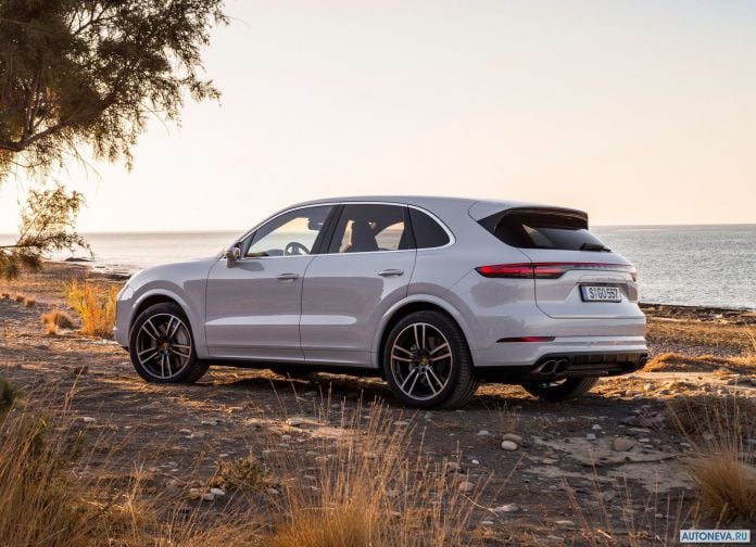 2018 Porsche Cayenne Turbo - фотография 74 из 204