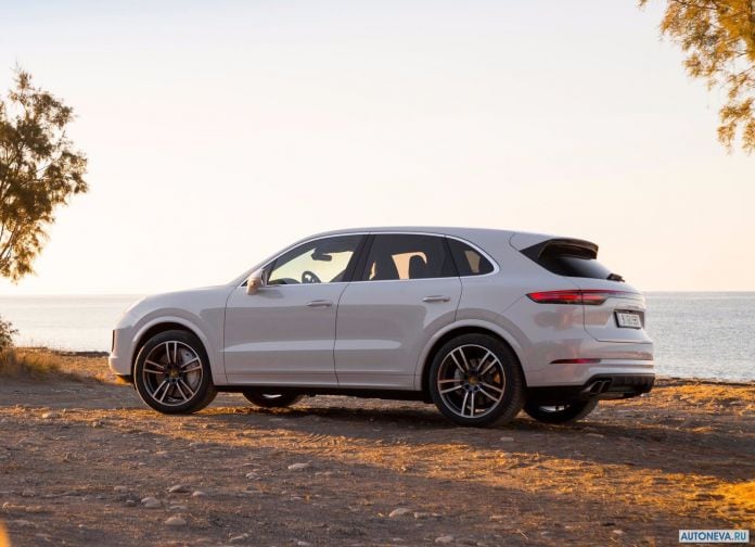 2018 Porsche Cayenne Turbo - фотография 75 из 204