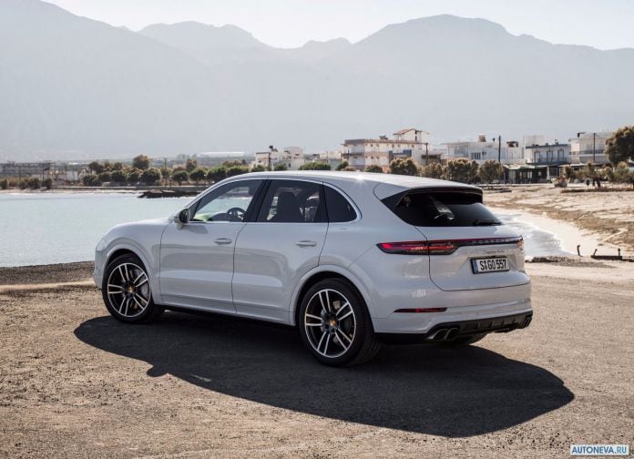 2018 Porsche Cayenne Turbo - фотография 77 из 204