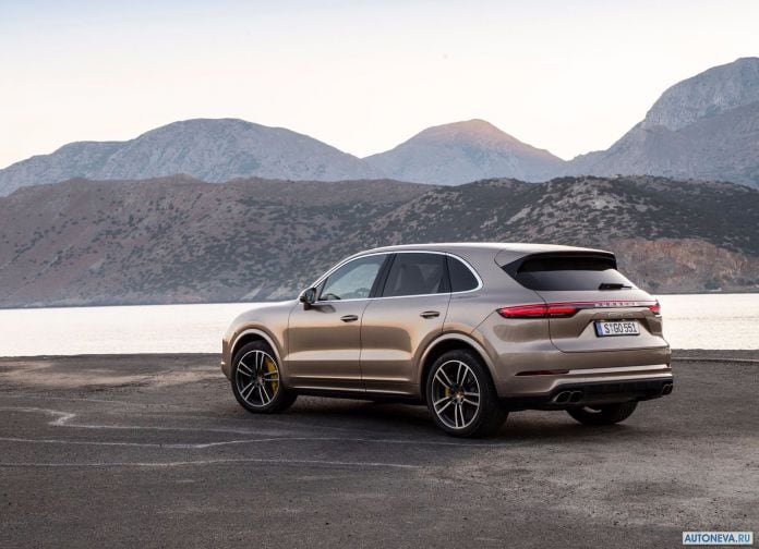 2018 Porsche Cayenne Turbo - фотография 81 из 204