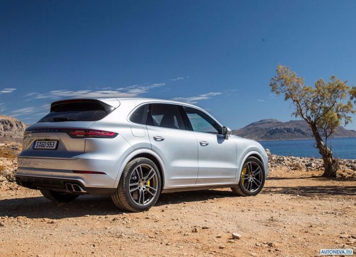 2018 Porsche Cayenne Turbo - фотография 90 из 204