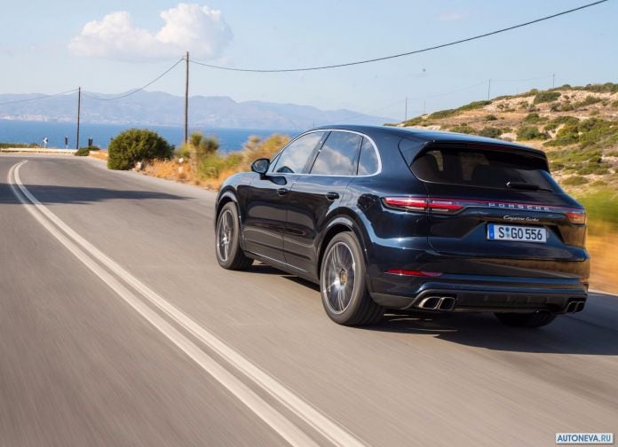 2018 Porsche Cayenne Turbo - фотография 116 из 204