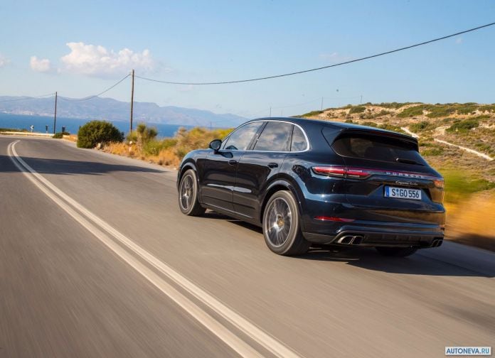 2018 Porsche Cayenne Turbo - фотография 117 из 204