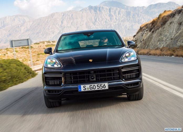 2018 Porsche Cayenne Turbo - фотография 118 из 204