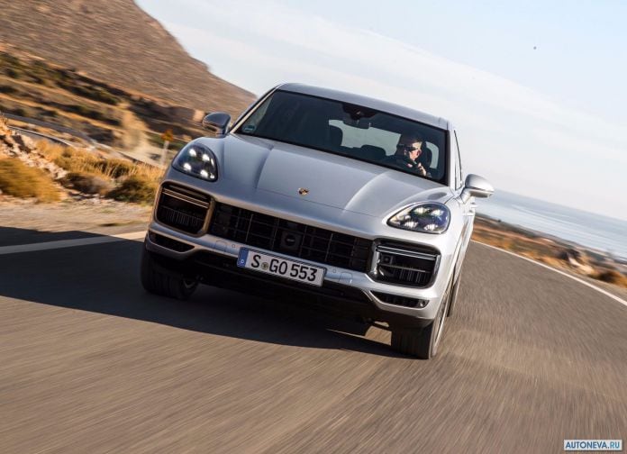 2018 Porsche Cayenne Turbo - фотография 122 из 204