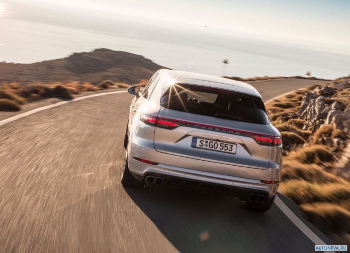 2018 Porsche Cayenne Turbo - фотография 124 из 204