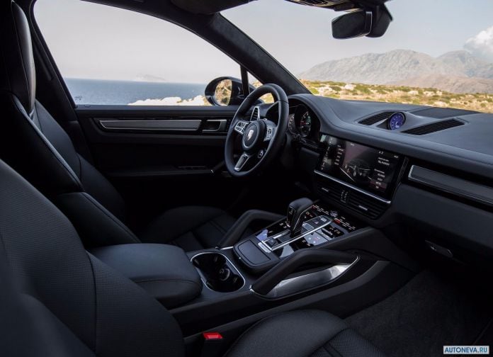 2018 Porsche Cayenne Turbo - фотография 133 из 204