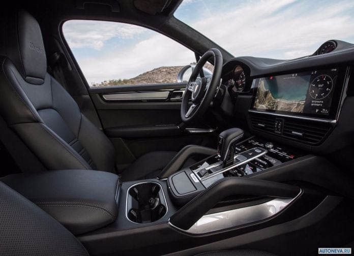 2018 Porsche Cayenne Turbo - фотография 135 из 204