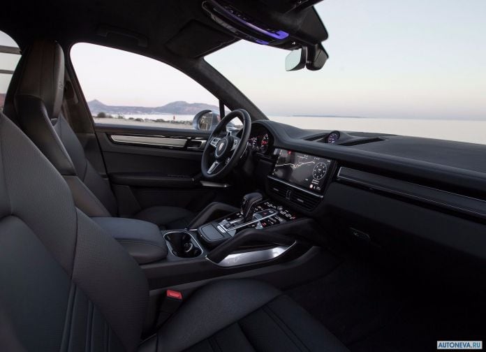 2018 Porsche Cayenne Turbo - фотография 136 из 204