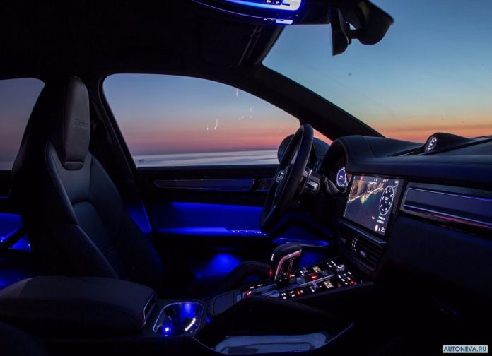 2018 Porsche Cayenne Turbo - фотография 139 из 204