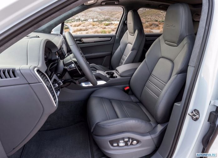 2018 Porsche Cayenne Turbo - фотография 140 из 204