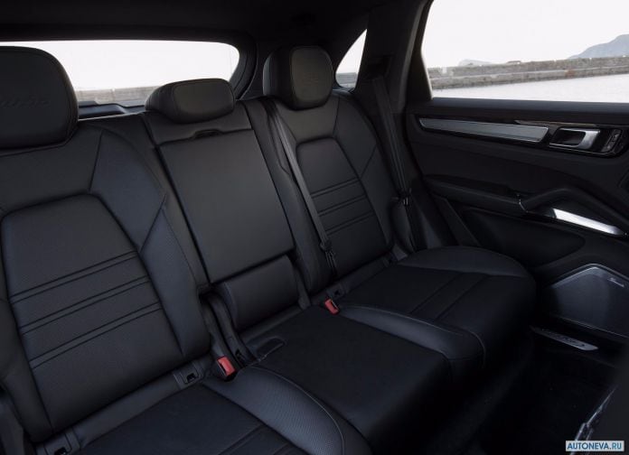2018 Porsche Cayenne Turbo - фотография 146 из 204
