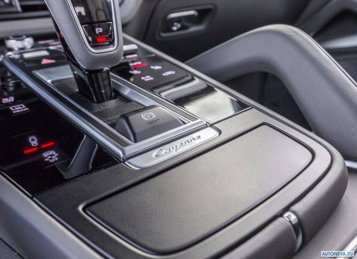 2018 Porsche Cayenne Turbo - фотография 155 из 204