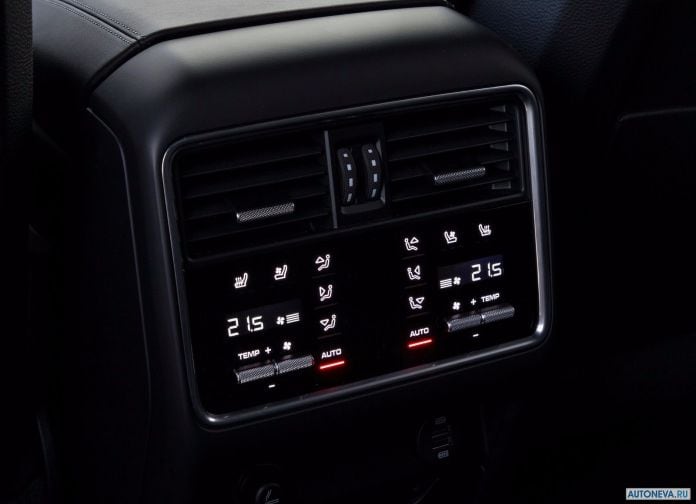 2018 Porsche Cayenne Turbo - фотография 157 из 204